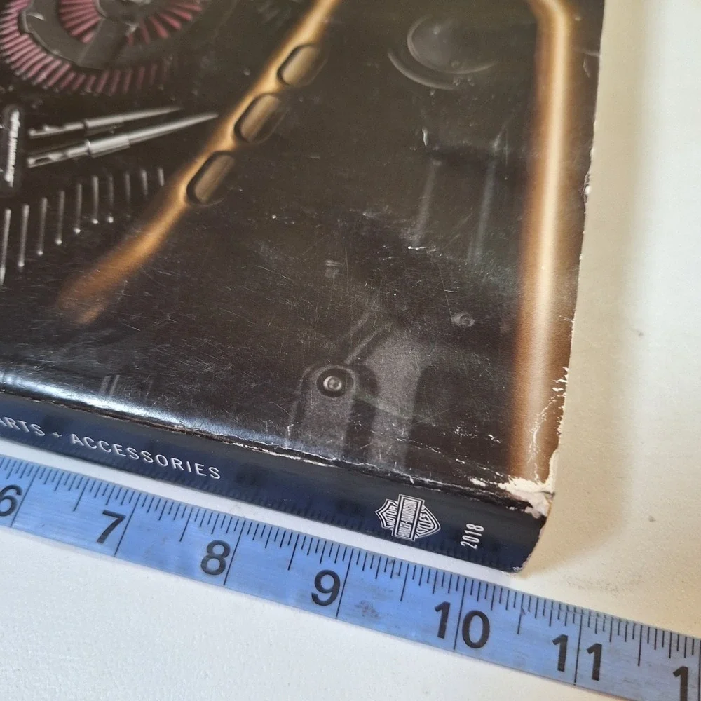 2018 Harley Davidson Genuine Motor Parts Accessories Catalog OEM Motorcycle Book